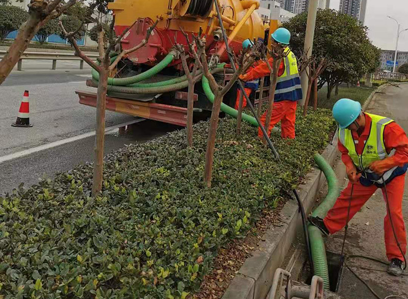 汤原市政管道清淤